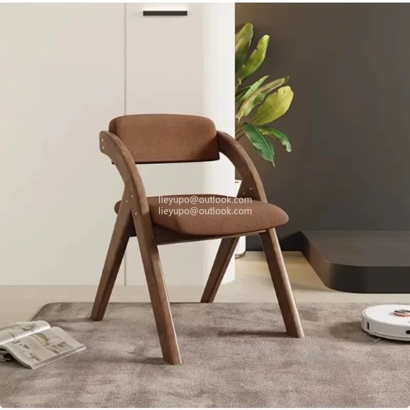 Chaise pliante en bois avec coussin épais et dossier rembourré